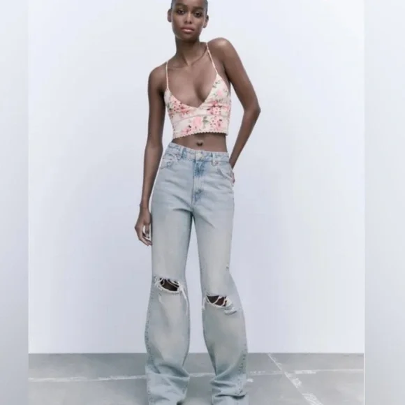 Zara Floral Crop with Tie Back - Picture 2 of 5